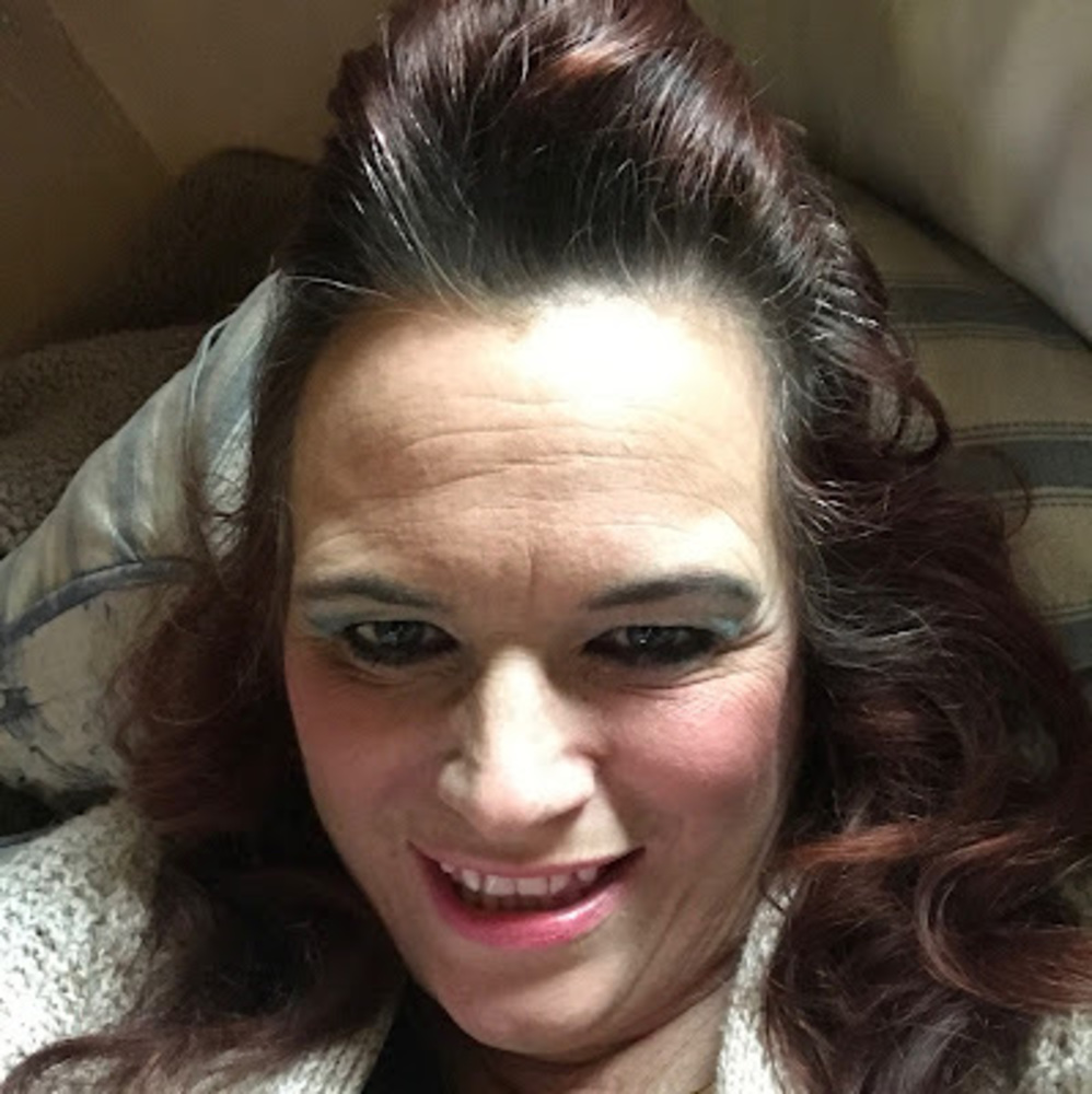 Meet your Posher, Sonia